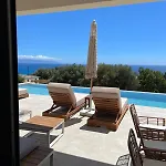 Thalassa Haven Lourdas