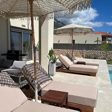 Вилла Thalassa Haven Lourdas *