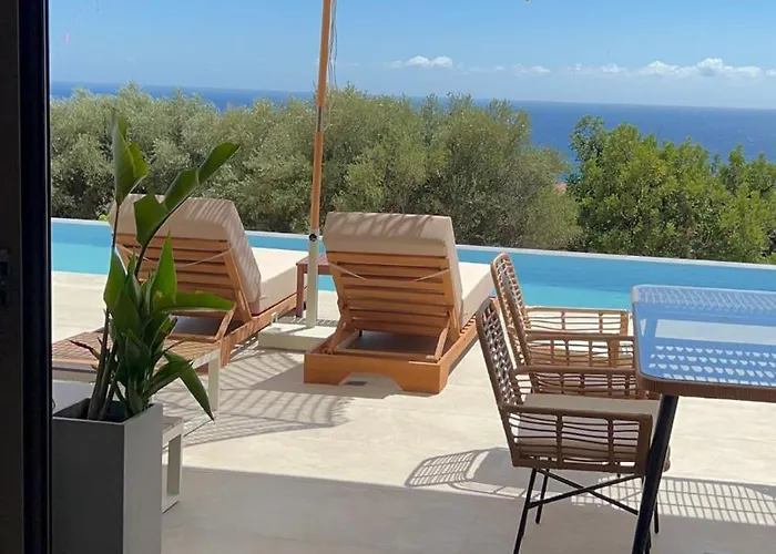 빌라 Thalassa Haven Lourdas