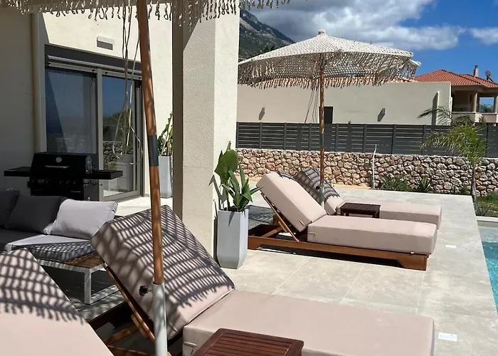 빌라 Thalassa Haven Lourdas *