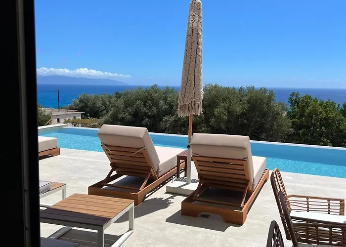 Thalassa Haven Lourdas