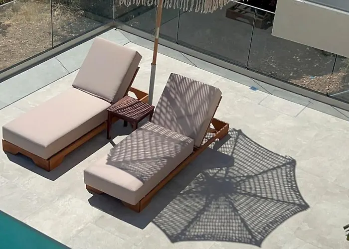 Thalassa Haven Lourdas *