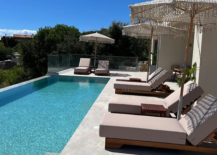 Thalassa Haven Lourdas 로우드하타